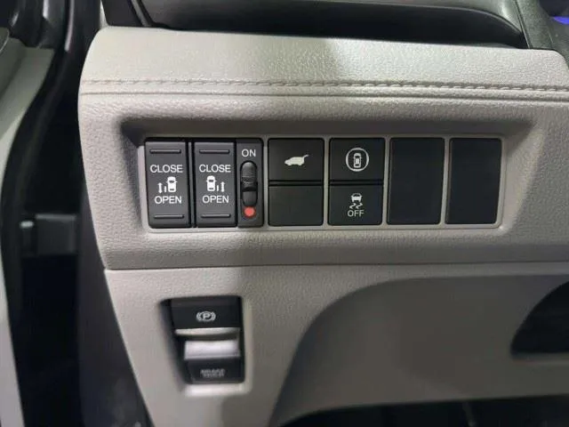 Honda Odyssey photo 28