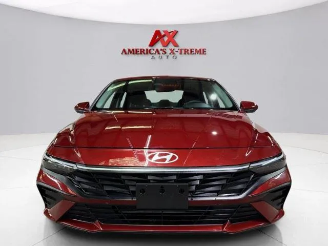 Hyundai Elantra photo 10