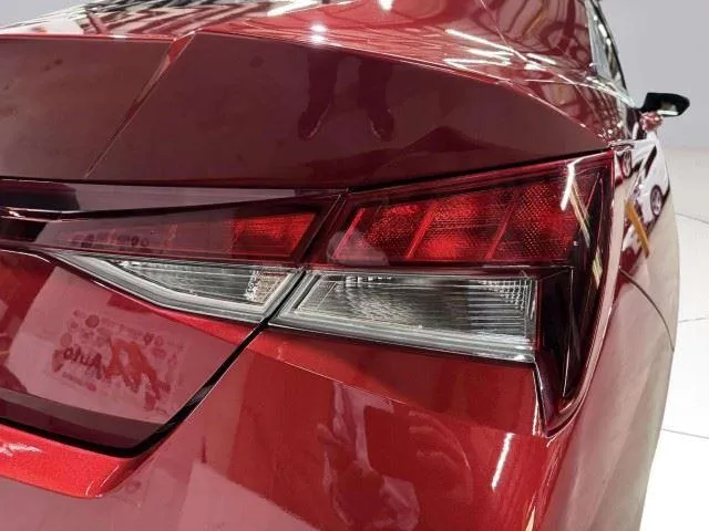 Hyundai Elantra photo 14