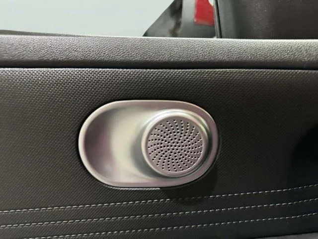 Hyundai Elantra photo 22