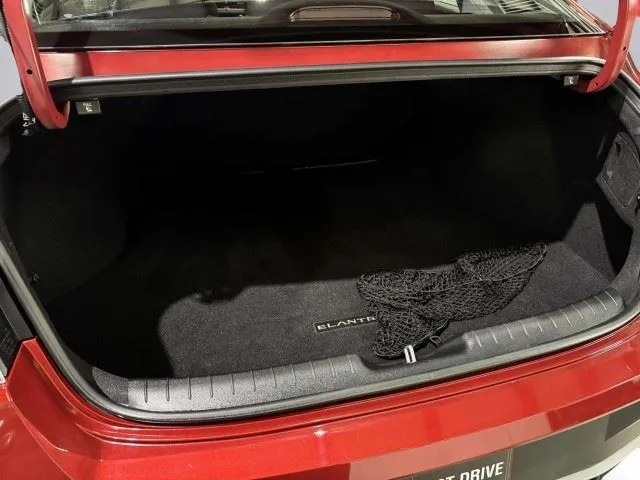 Hyundai Elantra photo 44