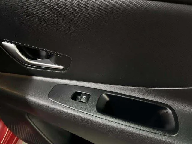 Hyundai Elantra photo 46