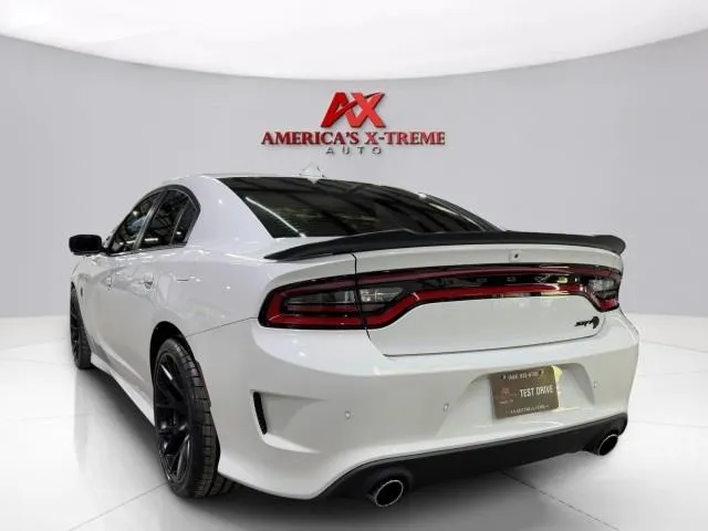 Dodge Charger photo 6