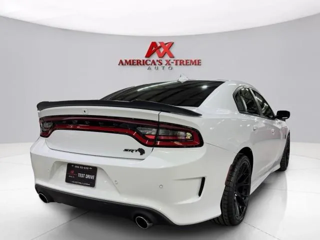 Dodge Charger photo 8