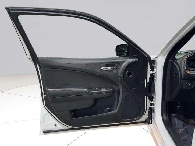 Dodge Charger photo 21