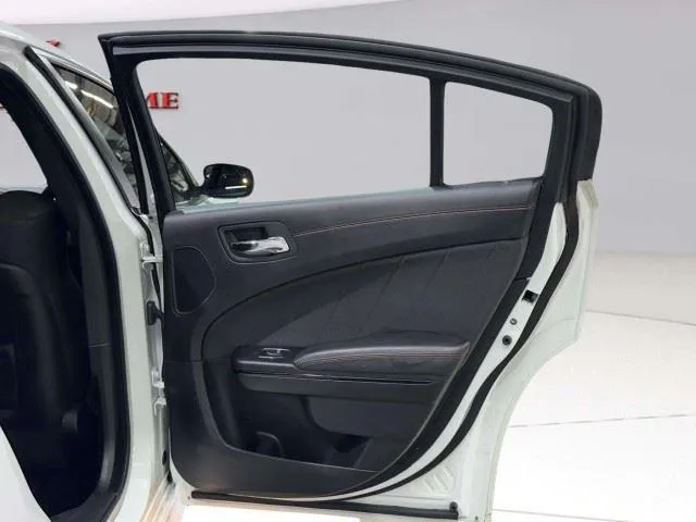 Dodge Charger photo 43