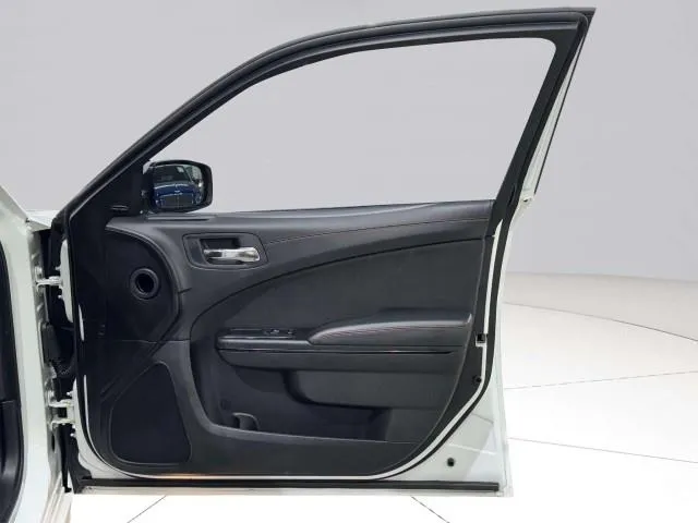 Dodge Charger photo 47