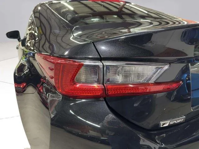 Lexus RC photo 14