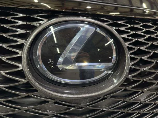 Lexus RC photo 18
