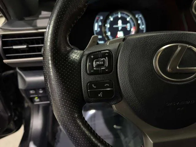Lexus RC photo 30