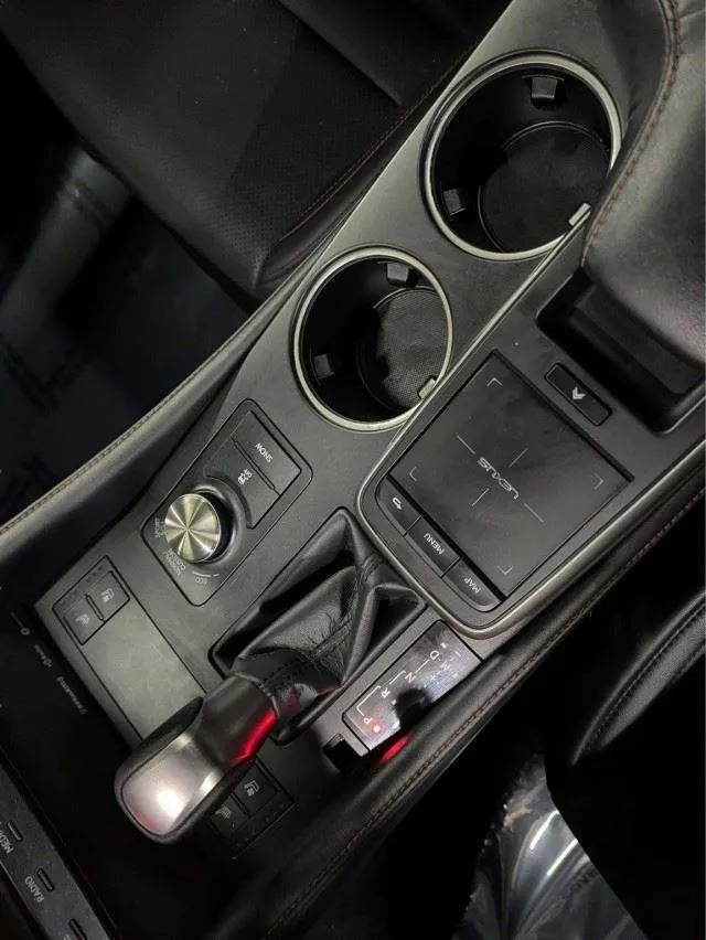 Lexus RC photo 34