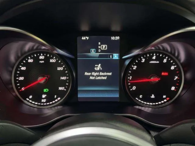 Mercedes-Benz C-Class photo 30
