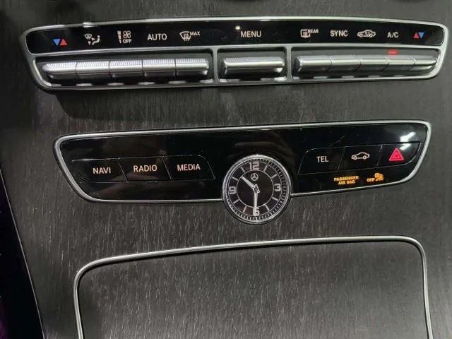 Mercedes-Benz C-Class photo 33