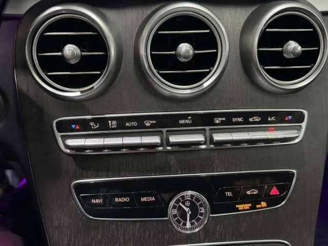 Mercedes-Benz C-Class photo 34