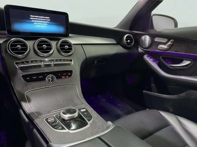 Mercedes-Benz C-Class photo 40