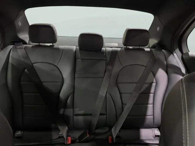 Mercedes-Benz C-Class photo 45