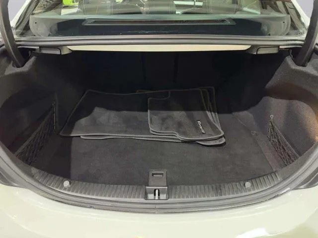 Mercedes-Benz C-Class photo 48