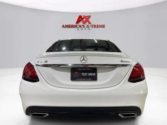 Mercedes-Benz C-Class photo 4