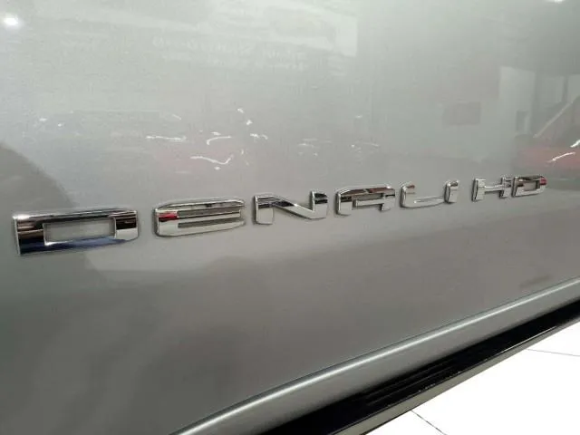 GMC Sierra photo 23
