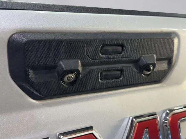 GMC Sierra photo 26