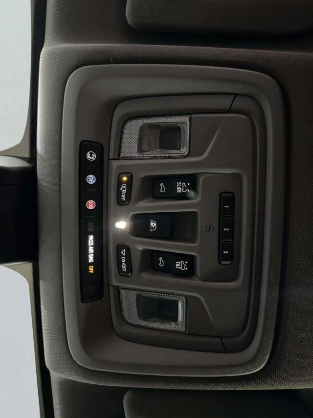 GMC Sierra photo 54