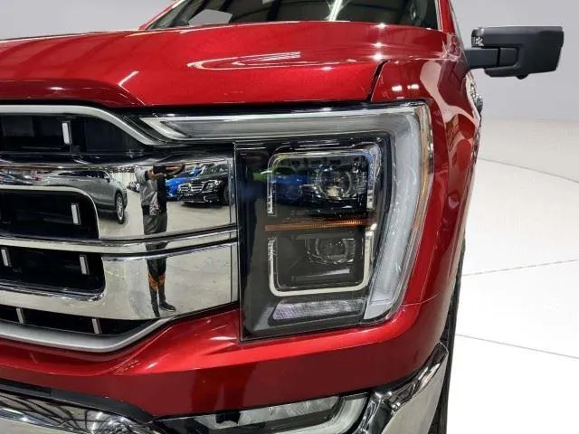 2023 Ford F-150 Lariat - Photo 11
