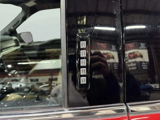 2023 Ford F-150 Lariat - Photo 19