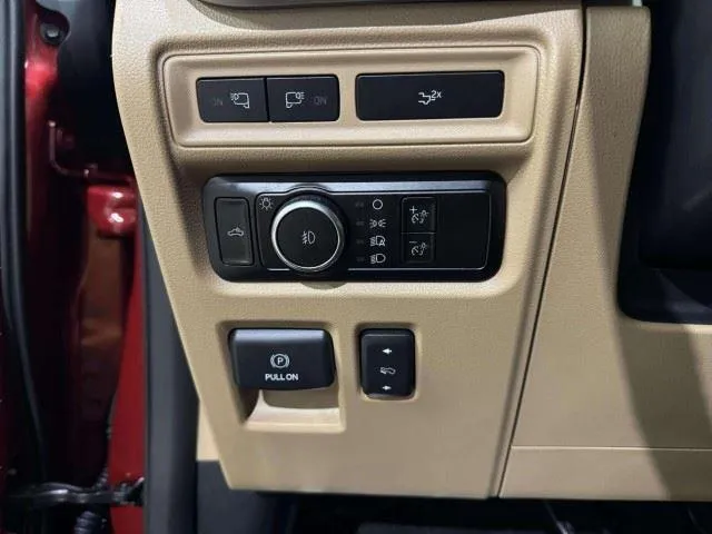 2023 Ford F-150 Lariat - Photo 31