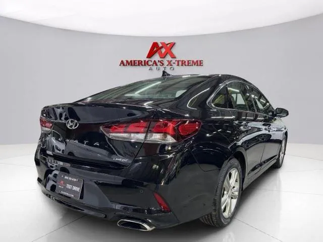 Hyundai Sonata photo 8