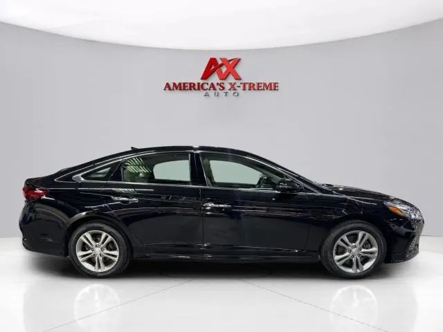 Hyundai Sonata photo 9