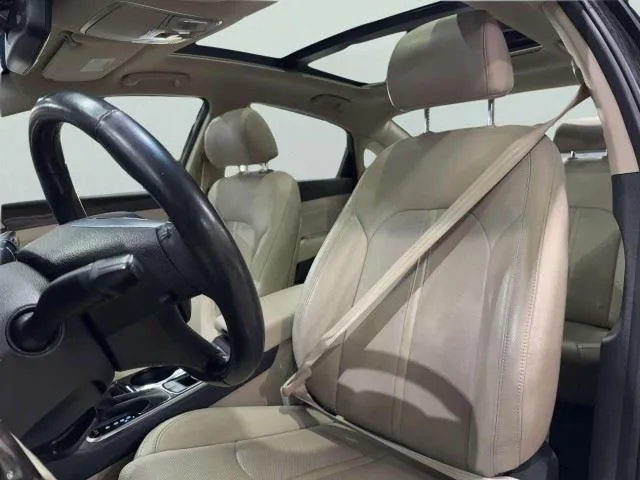 Hyundai Sonata photo 27