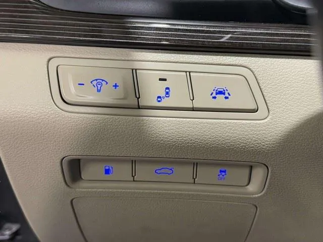 Hyundai Sonata photo 28