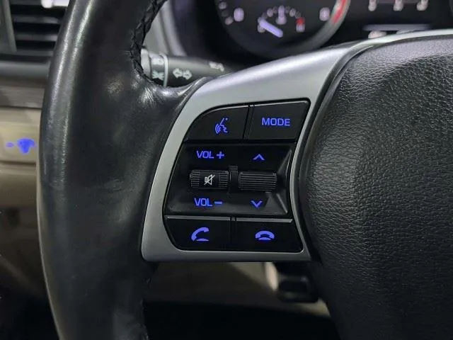Hyundai Sonata photo 29