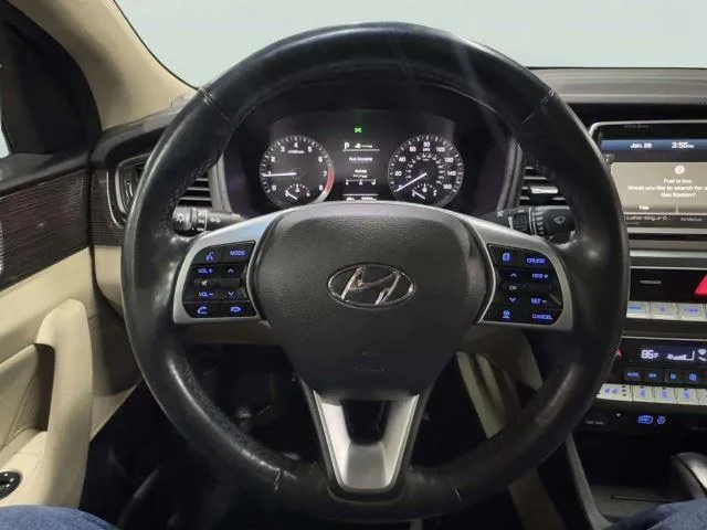 Hyundai Sonata photo 31