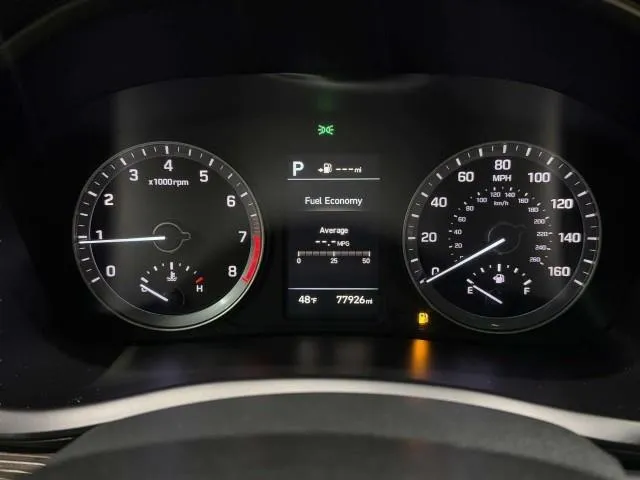 Hyundai Sonata photo 32
