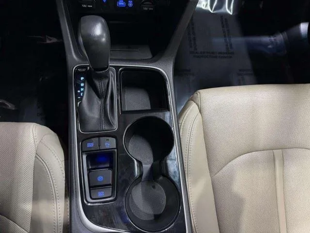 Hyundai Sonata photo 33