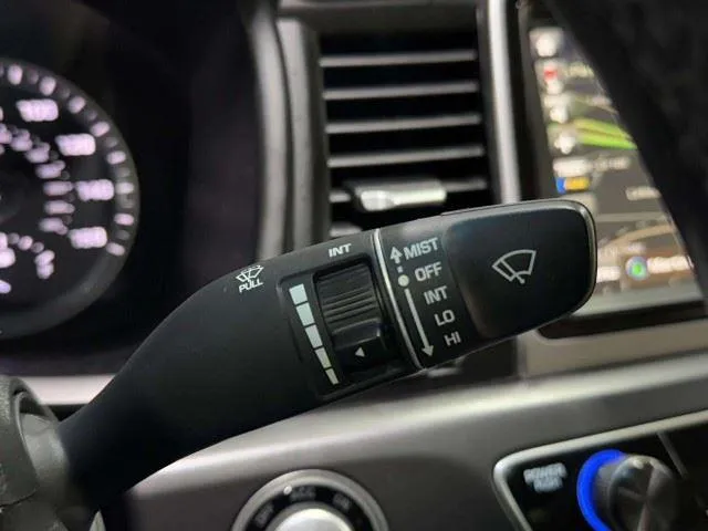 Hyundai Sonata photo 38