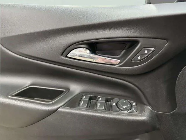 Chevrolet Equinox photo 24