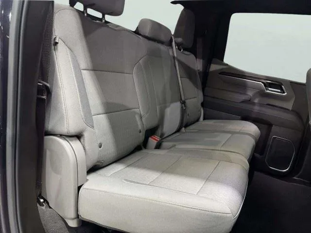 Chevrolet Silverado photo 41