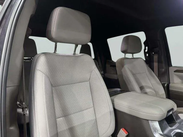 Chevrolet Silverado photo 47