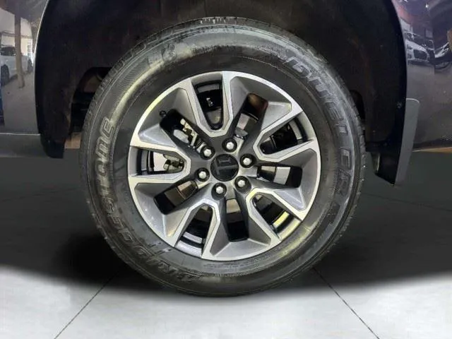 Chevrolet Silverado photo 52