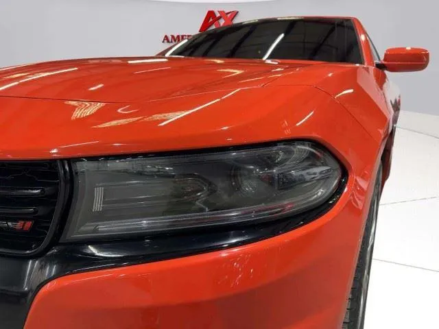 Dodge Charger photo 11