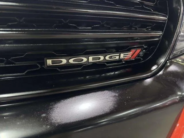 Dodge Charger photo 17