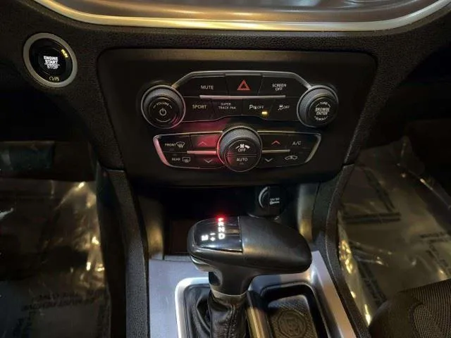 Dodge Charger photo 31