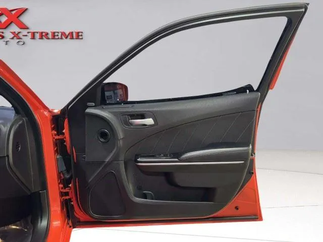 Dodge Charger photo 49