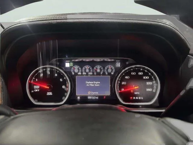 Chevrolet Silverado photo 22