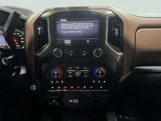 Chevrolet Silverado photo 23