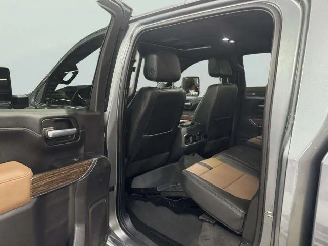 Chevrolet Silverado photo 30