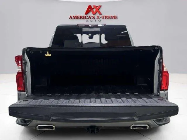 Chevrolet Silverado photo 32