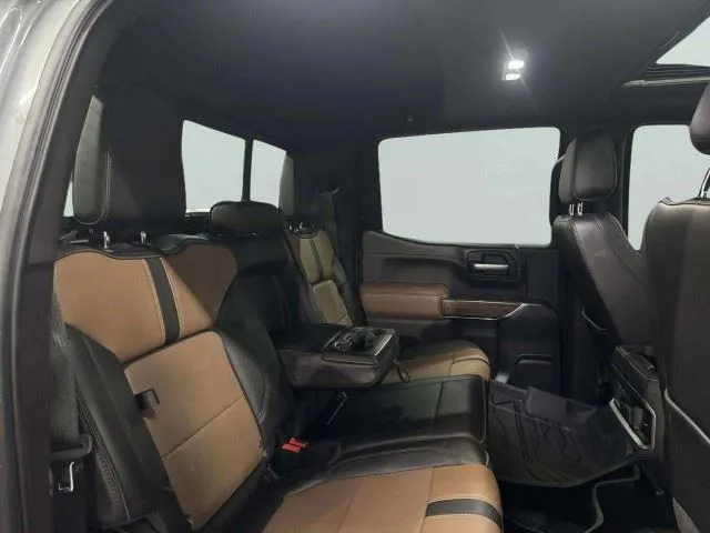 Chevrolet Silverado photo 38
